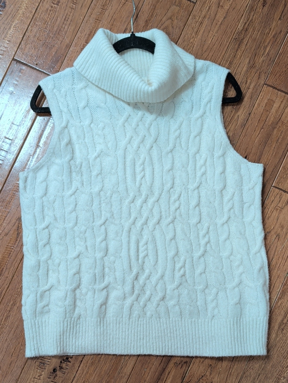 Talbots Sleeveless Cable Knit Turtleneck Sweater Vest - Cream